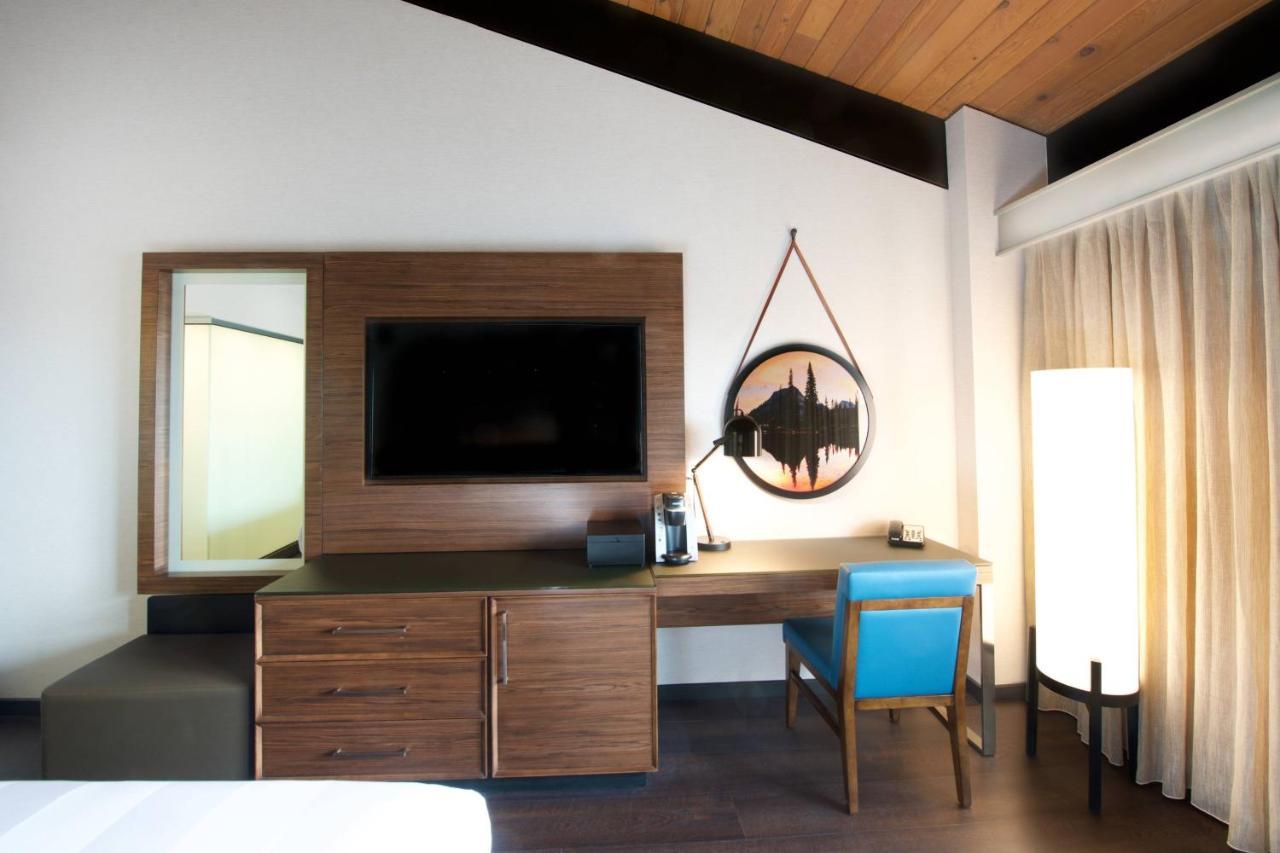Seattle Airport Marriott Hotel SeaTac Bagian luar foto