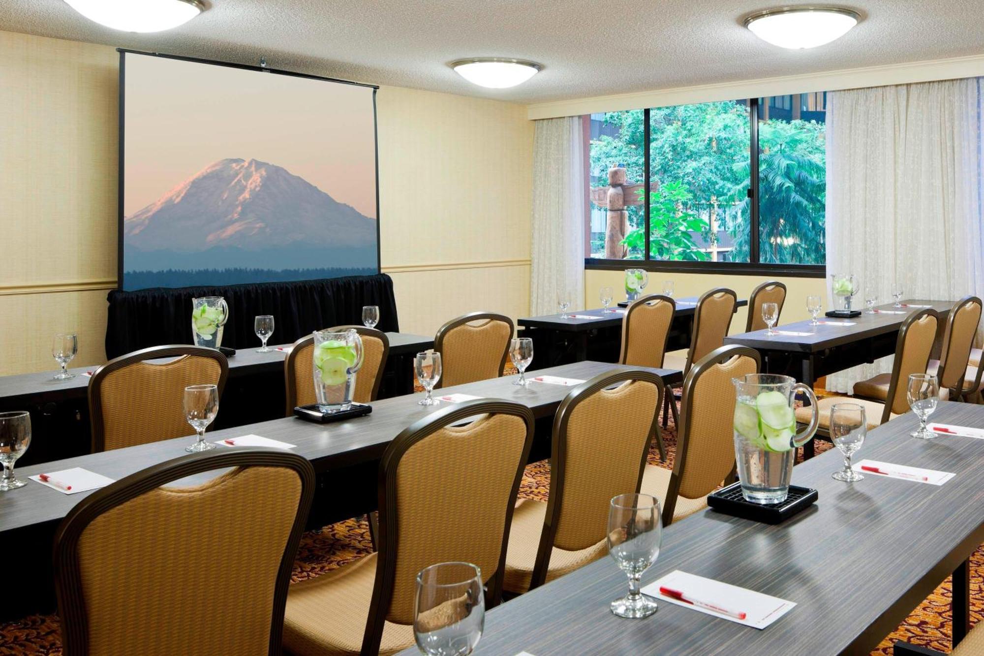Seattle Airport Marriott Hotel SeaTac Bagian luar foto