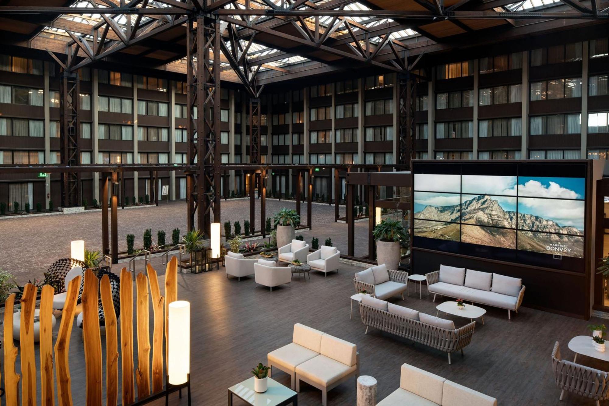 Seattle Airport Marriott Hotel SeaTac Bagian luar foto
